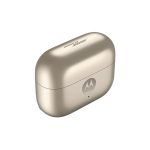 Moto Buds Loop French Oak با طراحی مقاوم در برابر آب و باتری ۳۷ ساعته